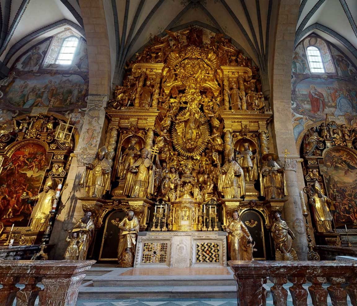 Dom zu Gurk, Altar